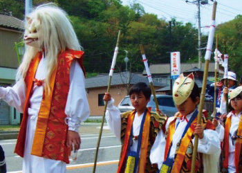 お狐様行列
